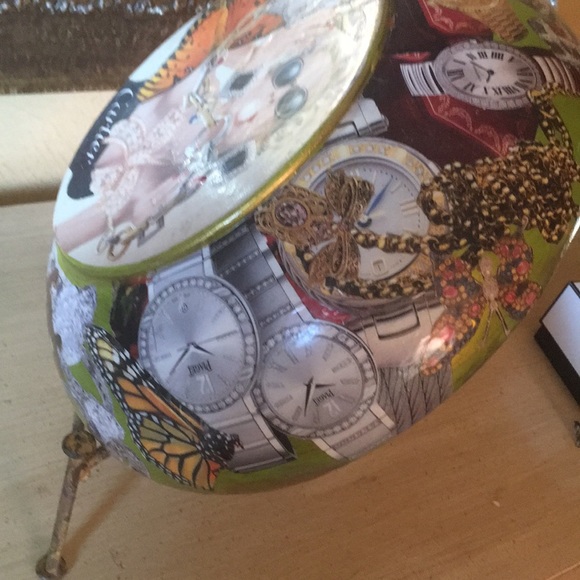 Beautiful accessories make life extraordinary! One of a kind, decoupaged bowl. - Picture 10 of 13